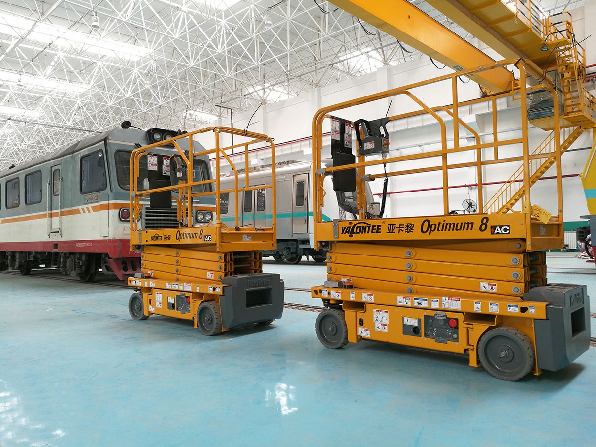 8米剪式升降車